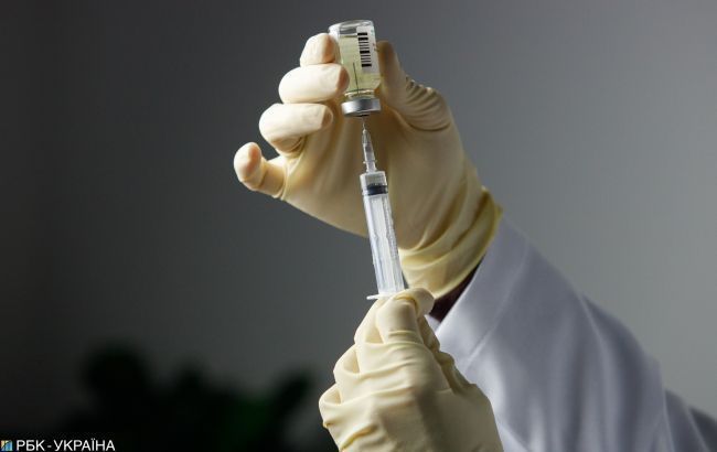 В Оксфорді починають випробування вакцини проти коронавірусу на людях