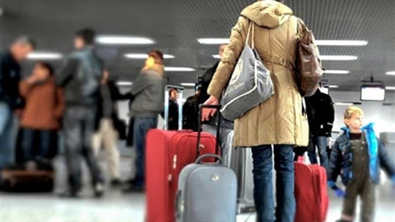 Україна відмовилась випускати заробітчан за кордон? В МЗС дали остаточну відповідь