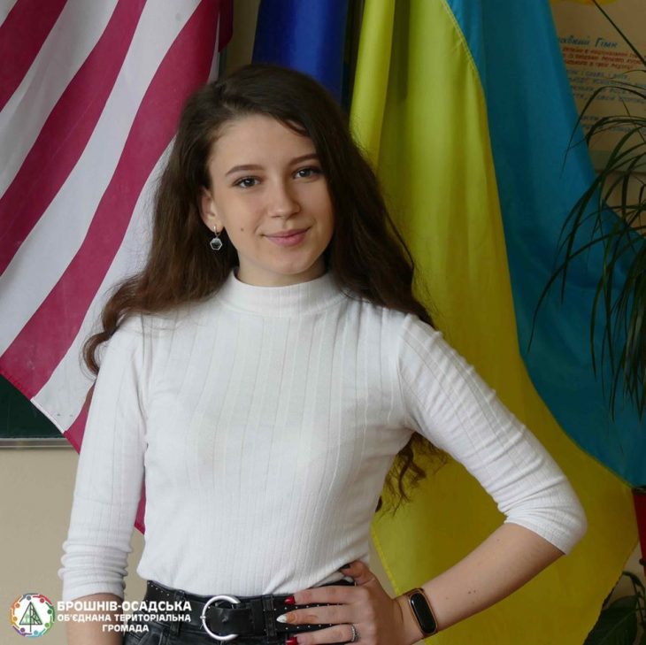 На Прикарпатті школярка здобула право навчатися у США