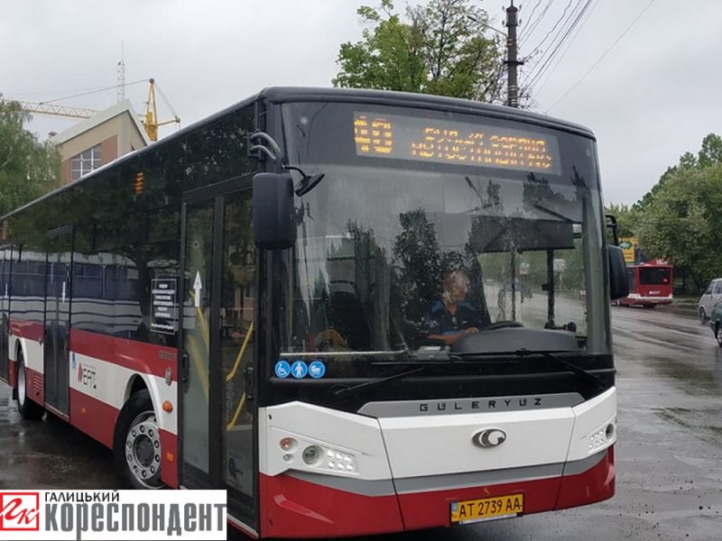 “Скупчень людей не було”: у Франківську розповіли про роботу громадського транспорту