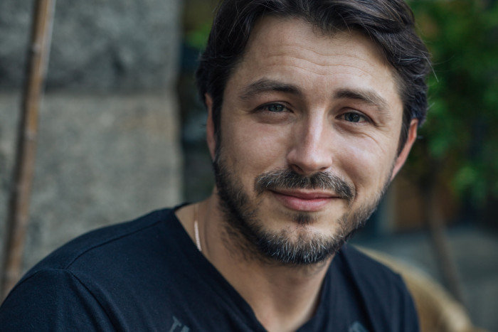 “Можем павтаріть” – це страшно”: Притула жорстко звернувся до українців через війну та 9 травня