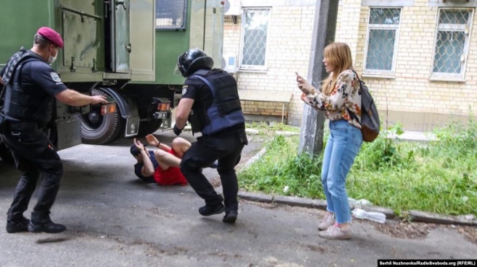 Суд по Стерненку: побитий поліцейськими — ветеран війни і дослідник із КНУ ім.Т.Шевченка