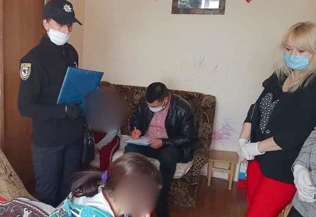 11-річний прикарпатець викликав поліцію, бо мама не годувала його та сестру (ФОТО)