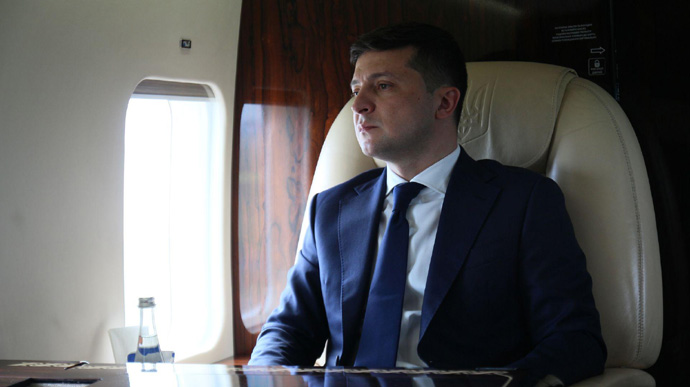 У Зеленського пропонують працівникам самим обирати, на яке свято брати вихідний