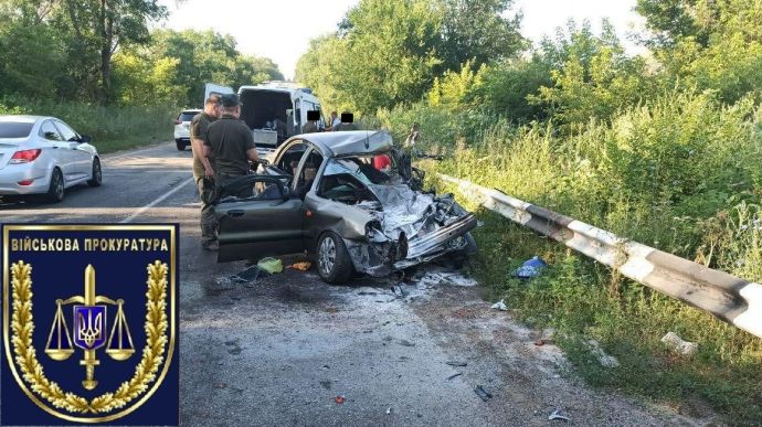 Військова вантажівка виїхала з колони і розтрощила “Daewoo Lanos”: 2 загиблих