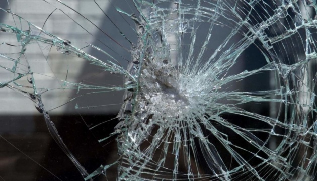 Дівчата, які розбили вікно в електричці на Дніпропетровщині, вибачилися — Геращенко