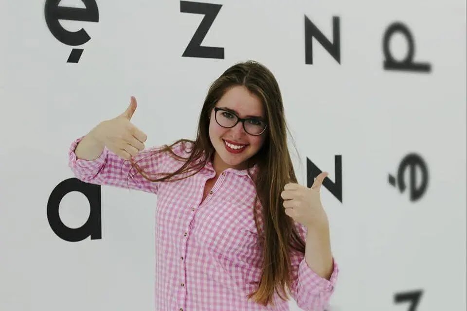 Дочку, як мішок, кинули на каталку, вдарили головою, – батьки померлої від коронавірусу студентки зі Львівщини