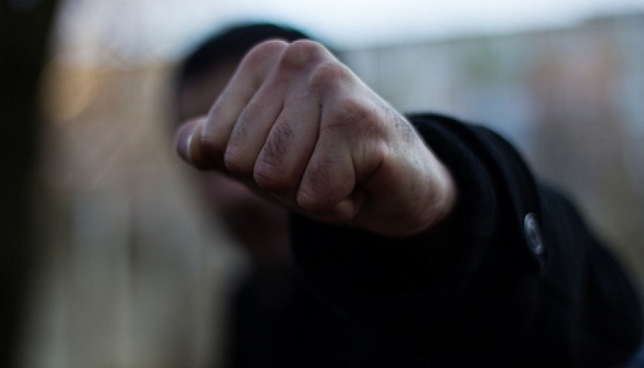 У центрі Києва влаштували масову бійку зі стріляниною