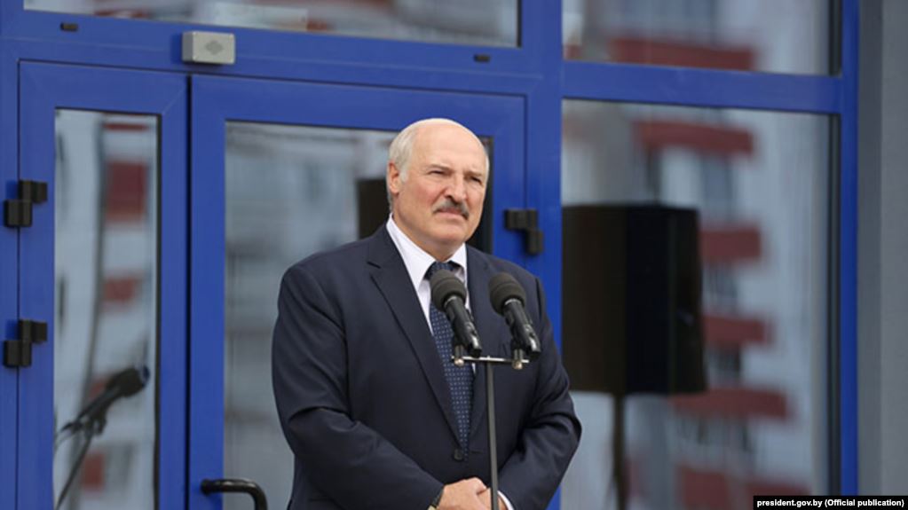 Лукашенко скликав термінову нараду після затримання російських бойовиків