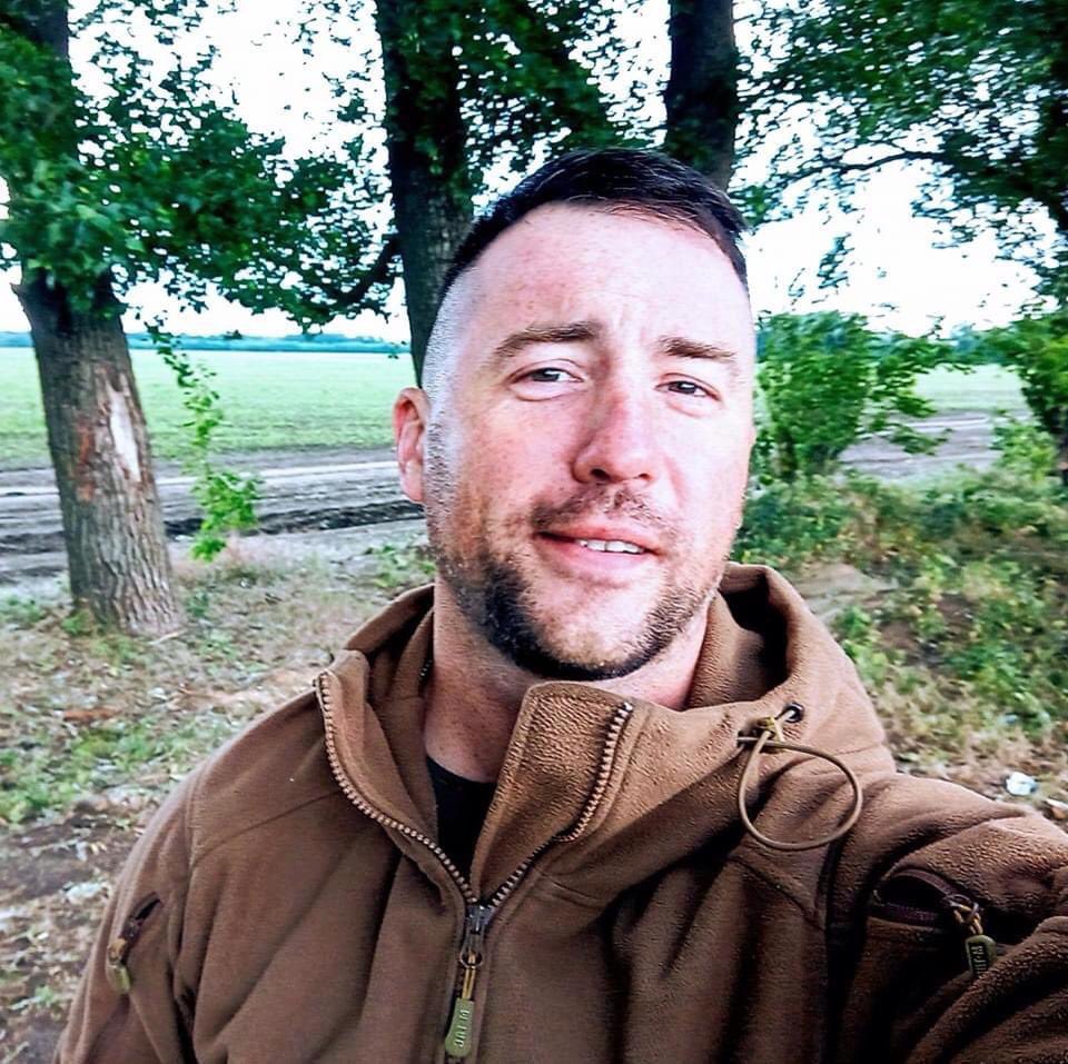 Мріяв одружитись: про вбитого бойовиками медика розповів його друг