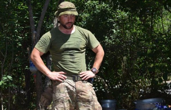 “Розпороли від таза до шиї, а тоді грубо зшили”: московити страшно познущалися з українського військового лікаря, – ЗМІ (фото)