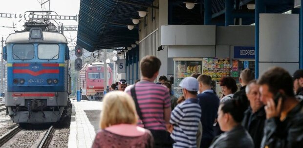 Тривожні кнопки та камери в кожному купе —”Укрзалізниця” посилить безпеку пасажирів