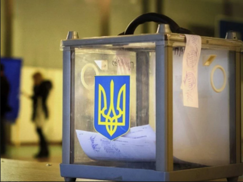В СБУ пропонують заборонити йти на вибори людям з подвійним громадянством