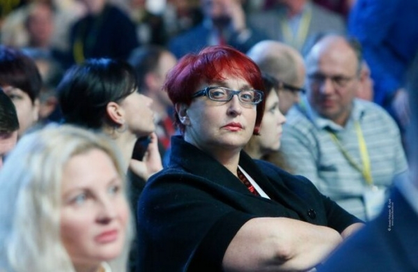Не кожна самотня матір потребує матеріальної підтримки держави, — нардеп Третьякова (6 ФОТО)