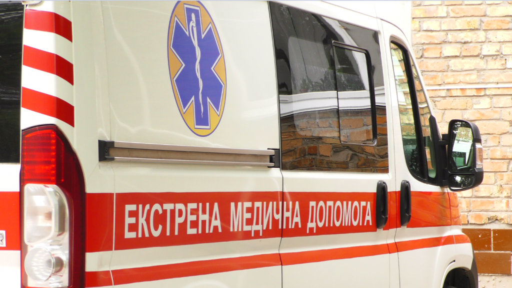 “Братик кричав і плакав, мати ридала, швидка мчала з надією врятувати”: дівчинка випадково загинула страшною смертю (фото)