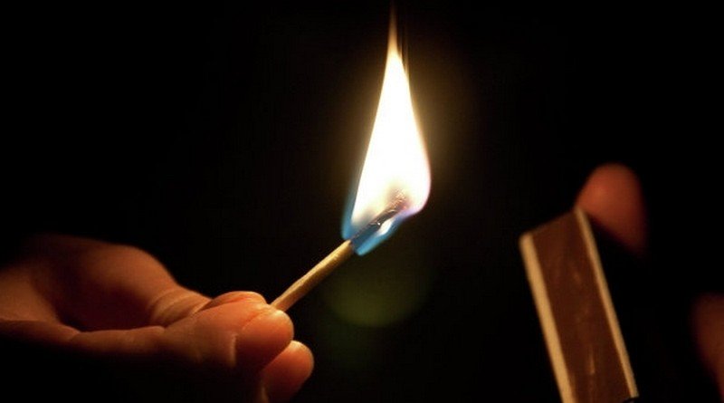 Бо нема пенсії: на Тернопільщині чоловік підпалив себе у центрі зайнятості