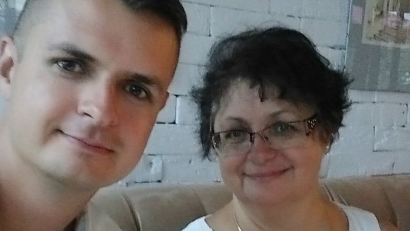 “Маму поклали в лікарню у коридор. Хворі там сидять на стільцях”