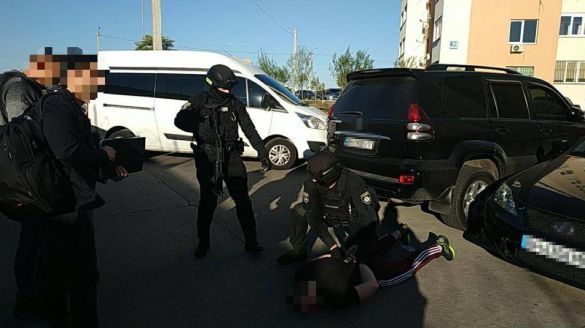 В Одесі поліцейський створив бордель та злочинне угруповання: подробиці (фото)