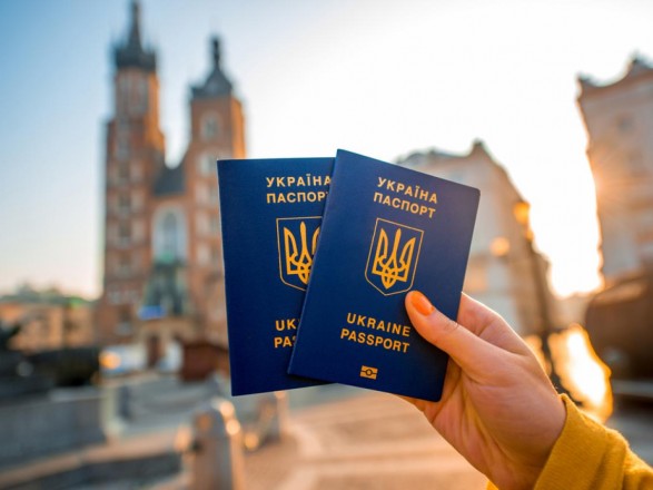 Британія погодилась говорити про візові спрощення для українців