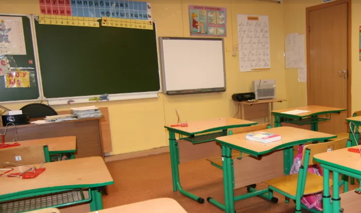 Всі школи перевели на дистанційне навчання: ще в одному місці України посилили карантин