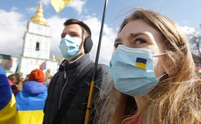 Карантин в Україні: ще два міста потрапили до “червоної зони”