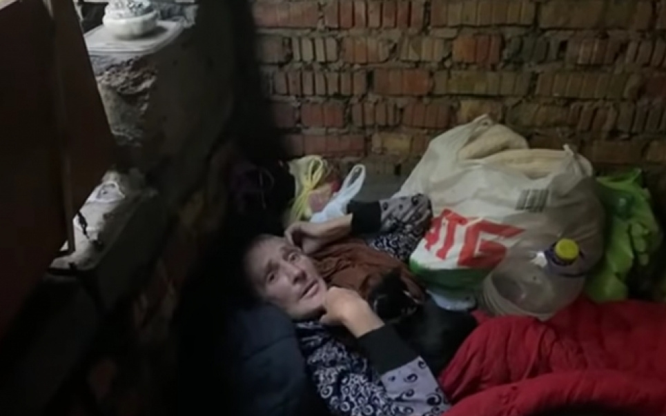 У Херсоні вчительку-інваліда знайшли в руїнах (18+)