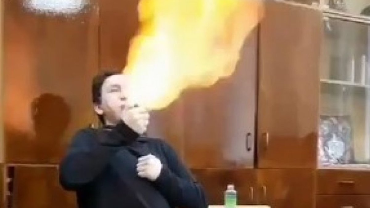 У Харкові восьмикласник влаштував небезпечне шоу з вогнем просто в класі: відео