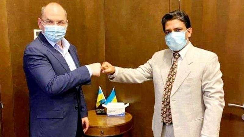 В Україні зареєстрували “вакцину для бідних”, постачання якої очікується сьогодні