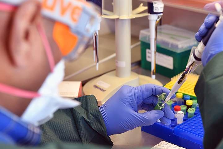 Вчені виявили, що вірус Covid-19 зберігається в приміщеннях до 28 днів