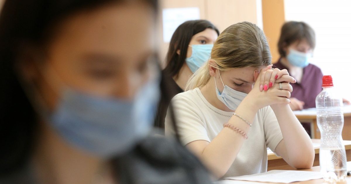 Випускників звільнять від проходження обов’язкової державної підсумкової атестації у формі ЗНО