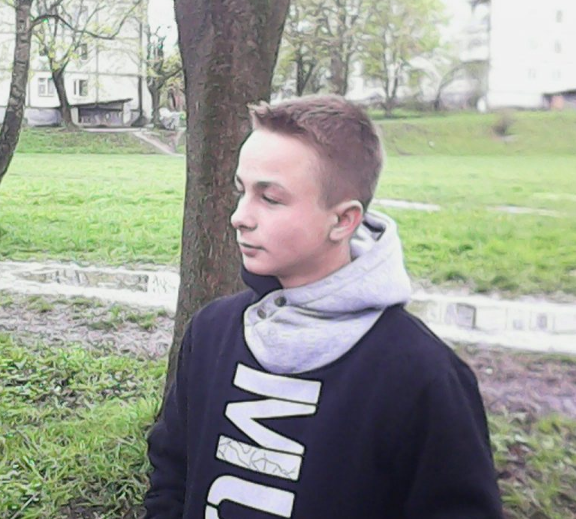 Сирота, що загинув за нас, як за братів…Герой Ростислав Труханський