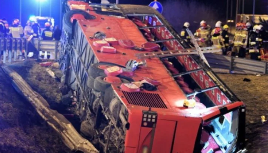 У Польщі рейсовий автобус з українцями потрапив у ДТП, загинуло 6 людей