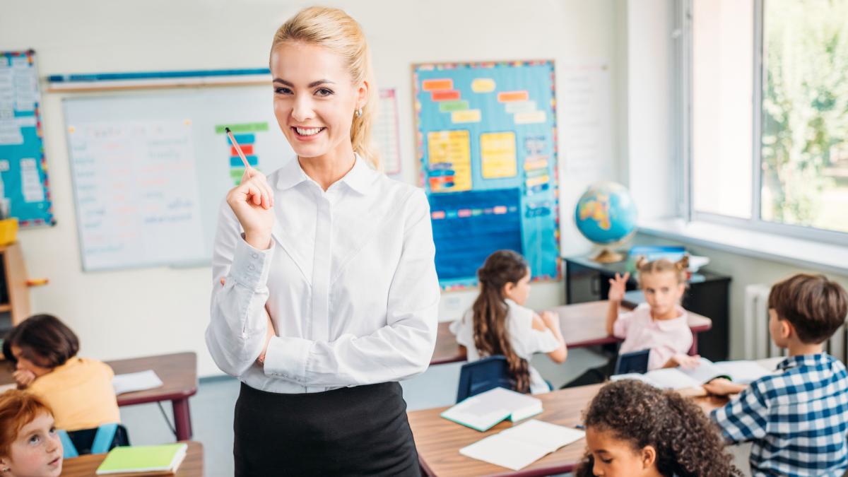 КУМЕДНІ ФРАЗИ ВЧИТЕЛІВ