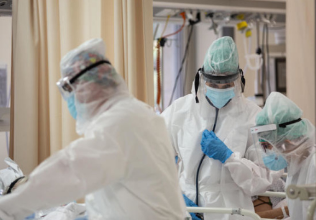 В Італії COVID-смертність та госпіталізації знизились на 80% завдяки вакцинації