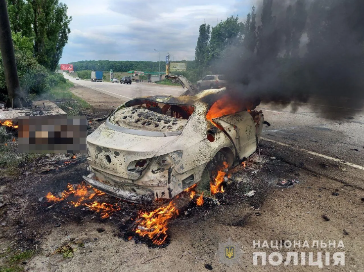 Під Харковом 29-річний чоловік загинув у вогняній ДТП. Фото 18+
