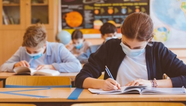 В Україні запровадять додаткові платні тести ЗНО з 2022 року