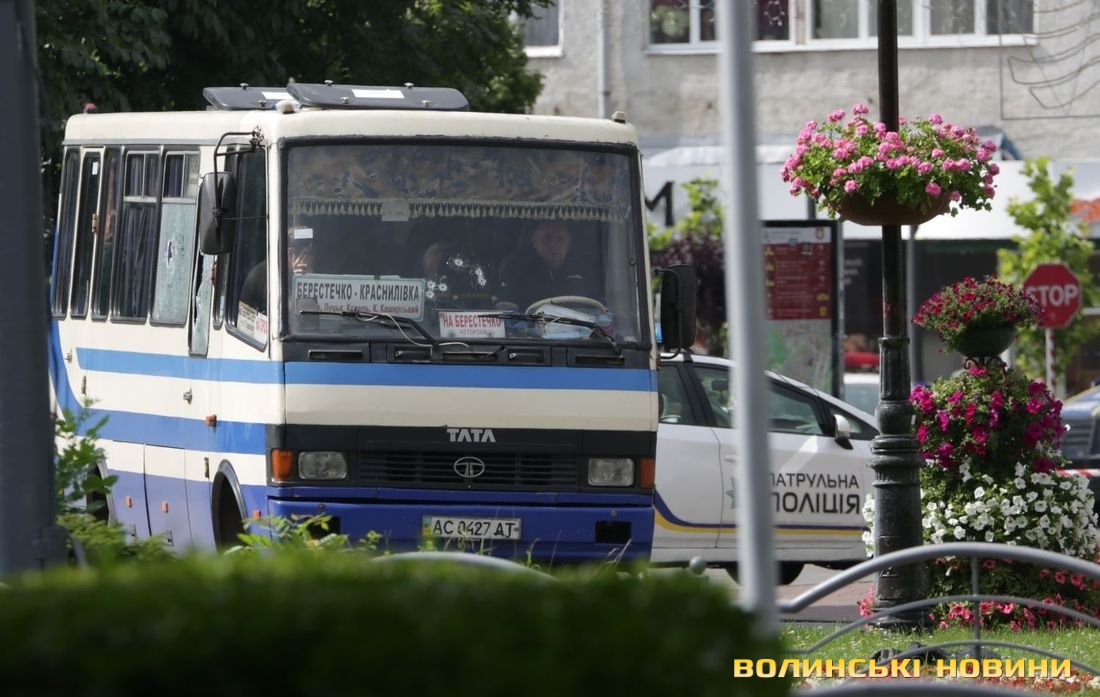 Вагітна пасажирка із захопленого у Луцьку автобуса втратила дитину після теракту