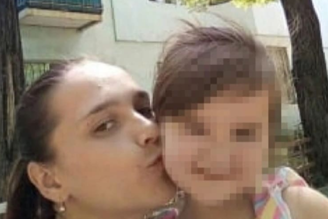 Багатодітна мати задушила новонароджену доньку і два дні ховала тіло від чоловіка у ванній