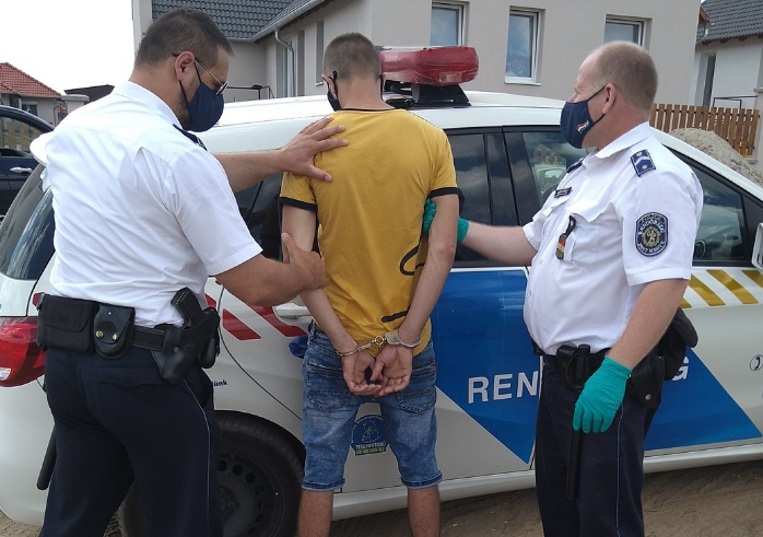 В Угорщині українець намагався зґвалтувати жінку