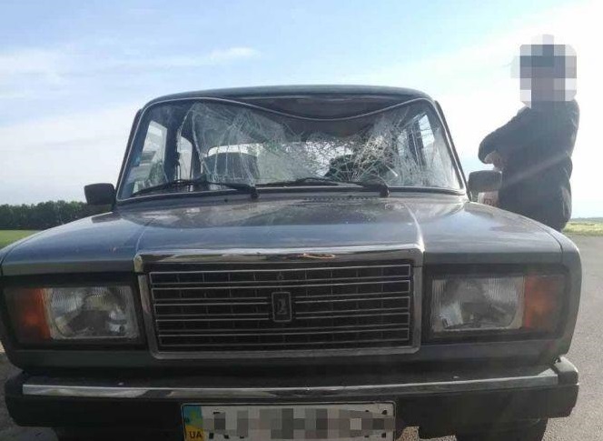 П’яна жінка на автомобілі “ВАЗ” насмерть збила свого колишнього чоловіка