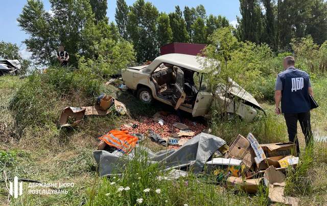 Під Херсоном рятувальник вилетів на зустрічну смугу і зіткнувся з іншим авто: є жертва