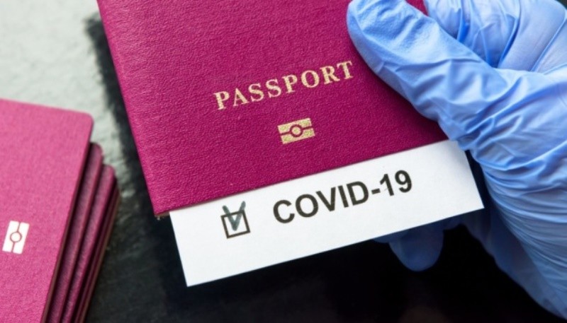 Українці, вакциновані CoronaVac, отримають міжнародне свідоцтво про щеплення