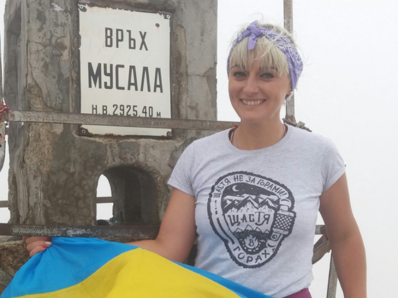 Вона не дійшла: альпініст, який підкорив Еверест, звинуватив франківку Мохнацьку у брехні