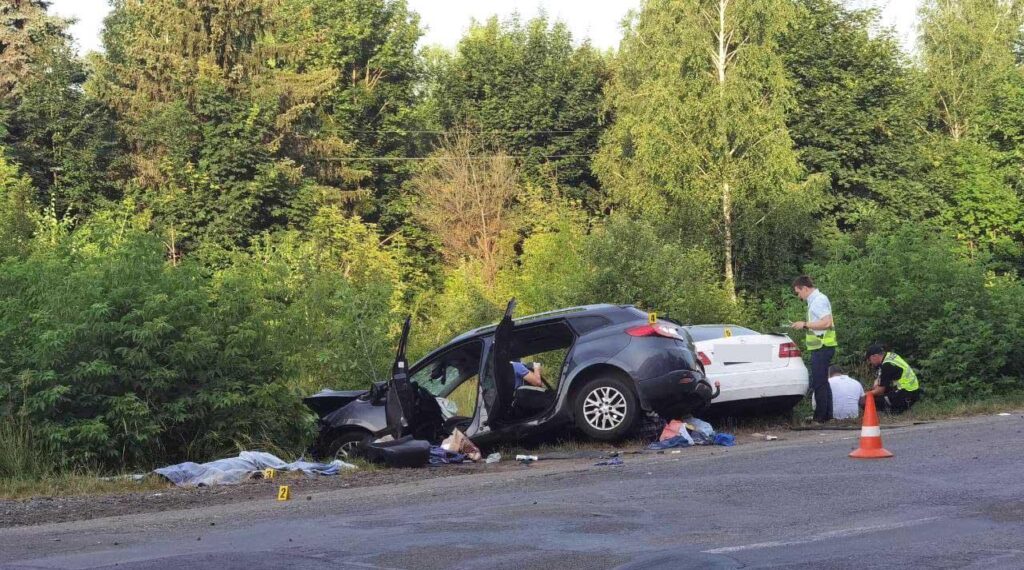 У Рівненській області у смертельну ДТП потрапив 45-річний водій з Львівщини