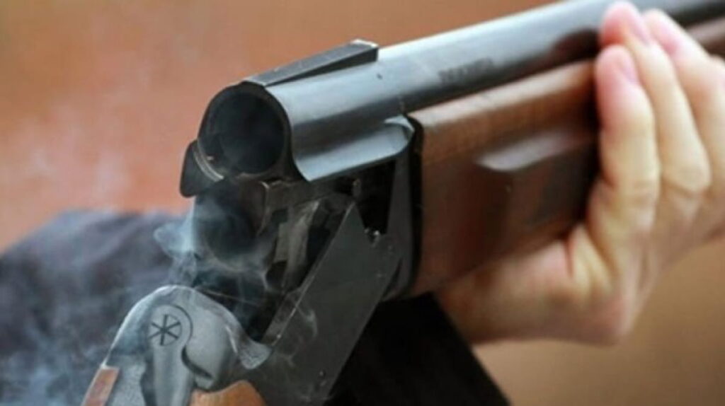 У Дніпрі 10-річний хлопчик вистрілив у себе з батьківської рушниці