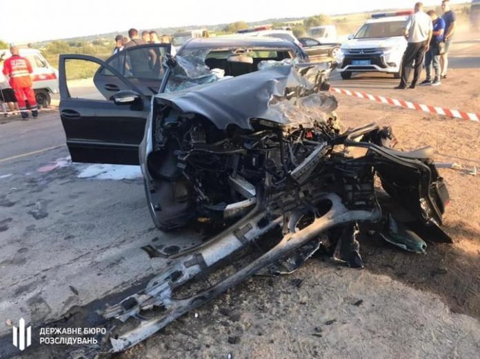 У моторошній аварії загинула молода сім’я з 3-річним синочком зі Львова (ФОТО)