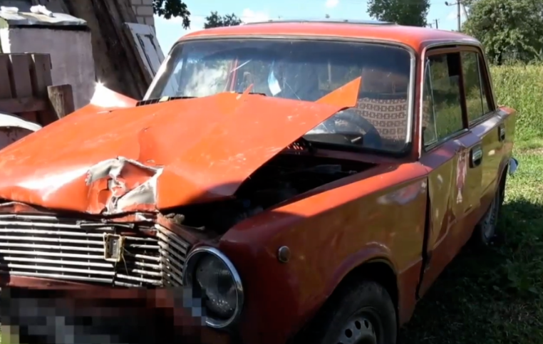 На Житомирщині чоловік вбив батька і мало не звів зі світу двох доньок