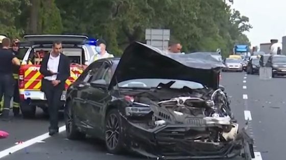 ДТП зі “слугою народу”: ЗМІ масово видалили новини, партія не коментує