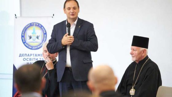 У школах Івано-Франківська ввели християнську етику: чи можуть учні відмовитися