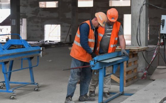 Уряд Польщі планує запровадити податкові пільги для заробітчан: що це означає для українських працівників